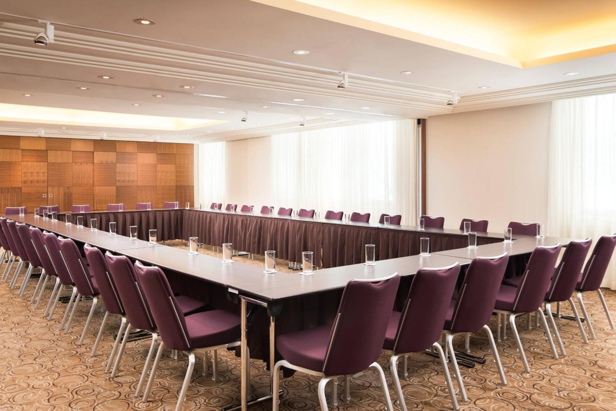 Sheraton 5* Pressburg